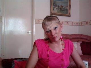 Vicky Mason's album, Profile Pictures