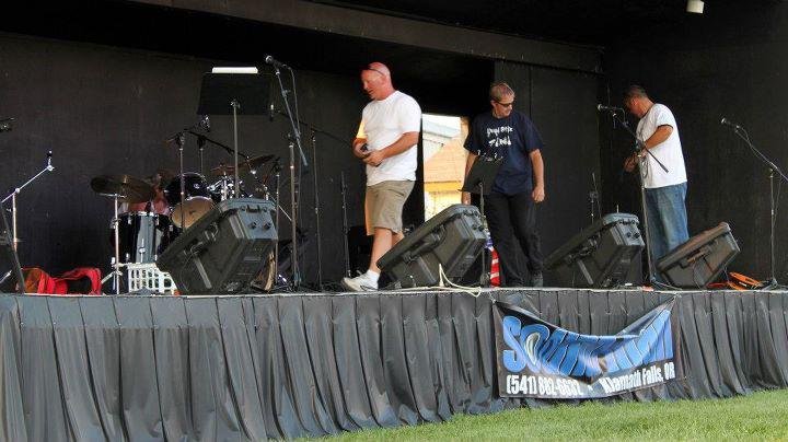 Larry Floyd's album, Battle of the Bands 2011