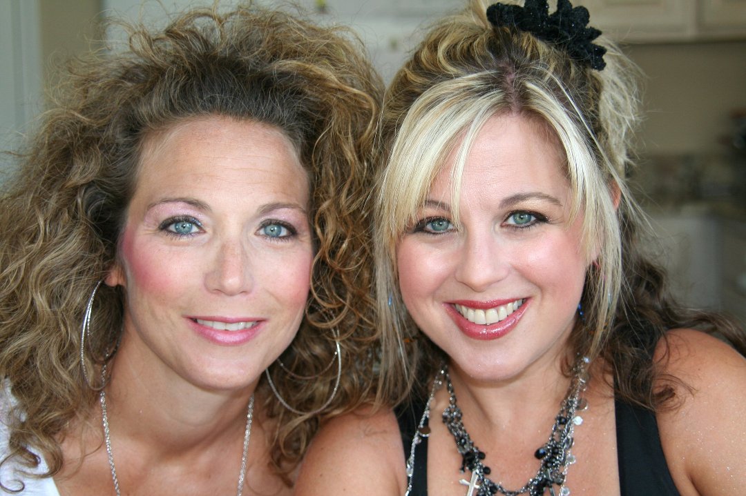 Laurel Parks' album, Profile Pictures