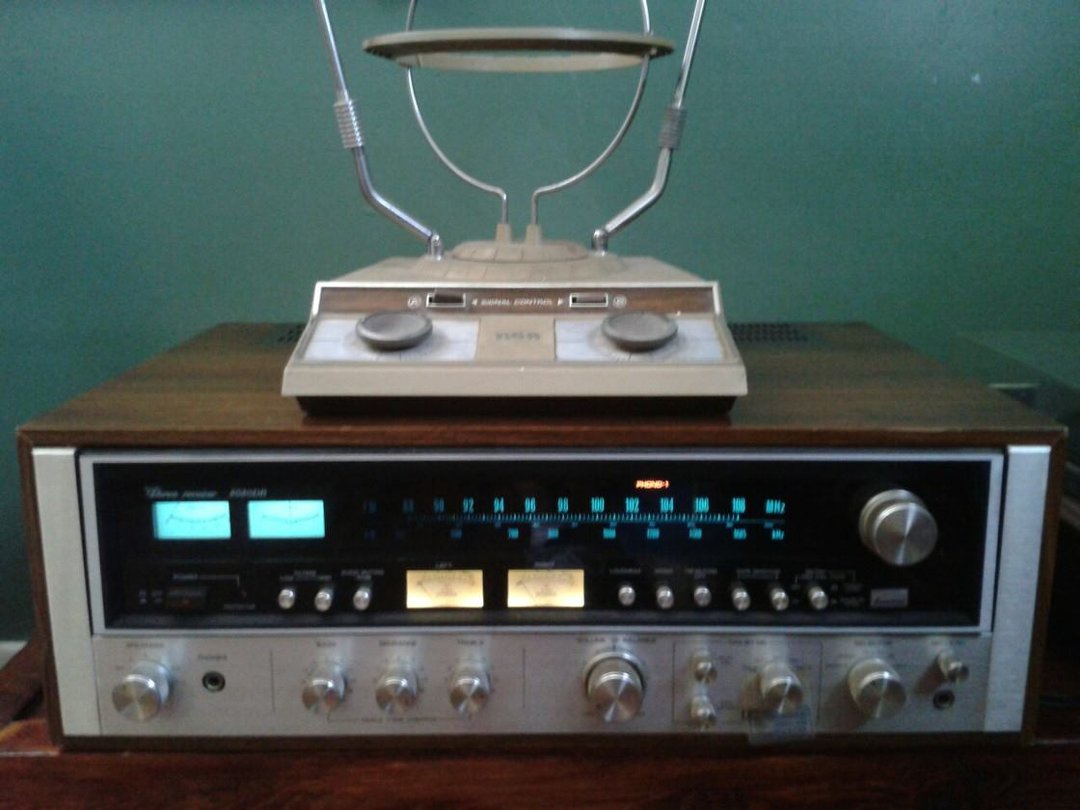 Larry Johnson's album, Mobile Uploads