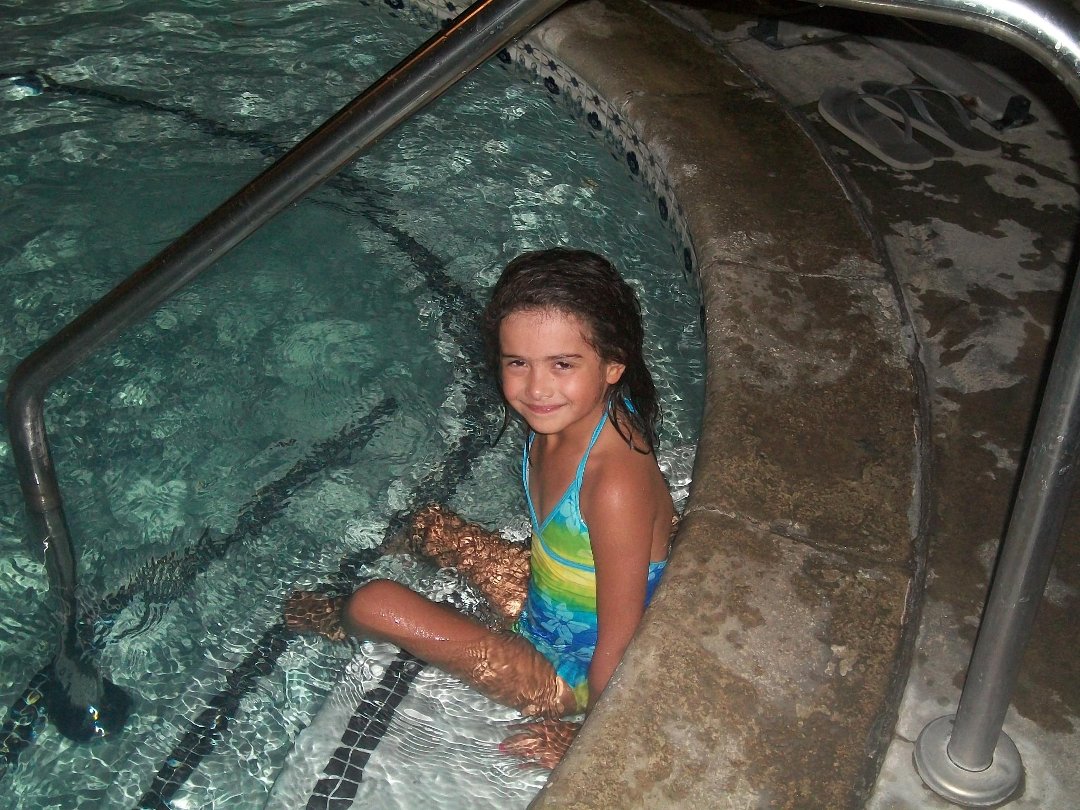 Vivian Estrada's album, Family