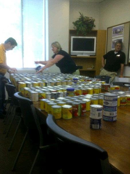 Leslie Robinson's album, Can food drive @ the Mission
