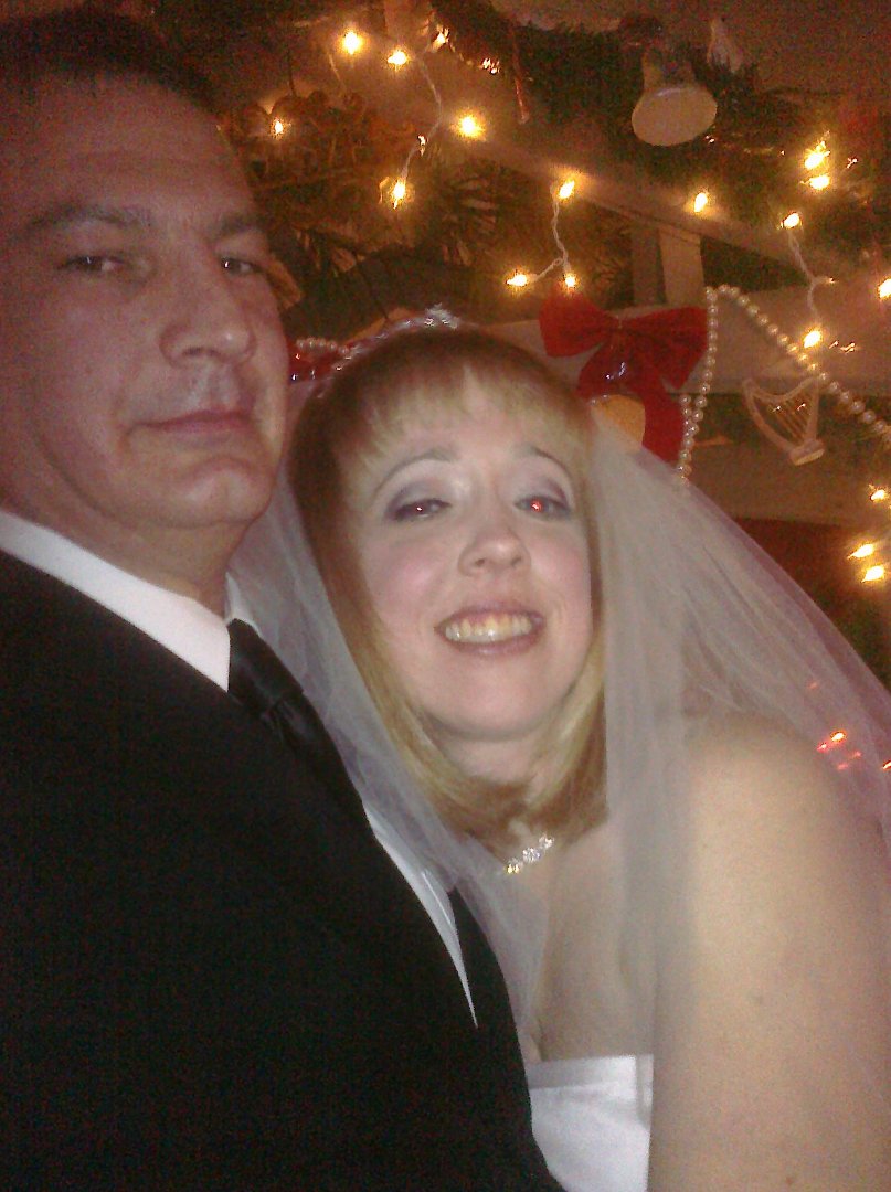 Lesley Holmes' album, Profile Pictures