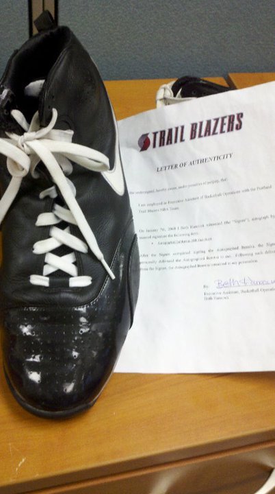 George Frazier's album, Hoops Express Inc. Auction Fundraiser
