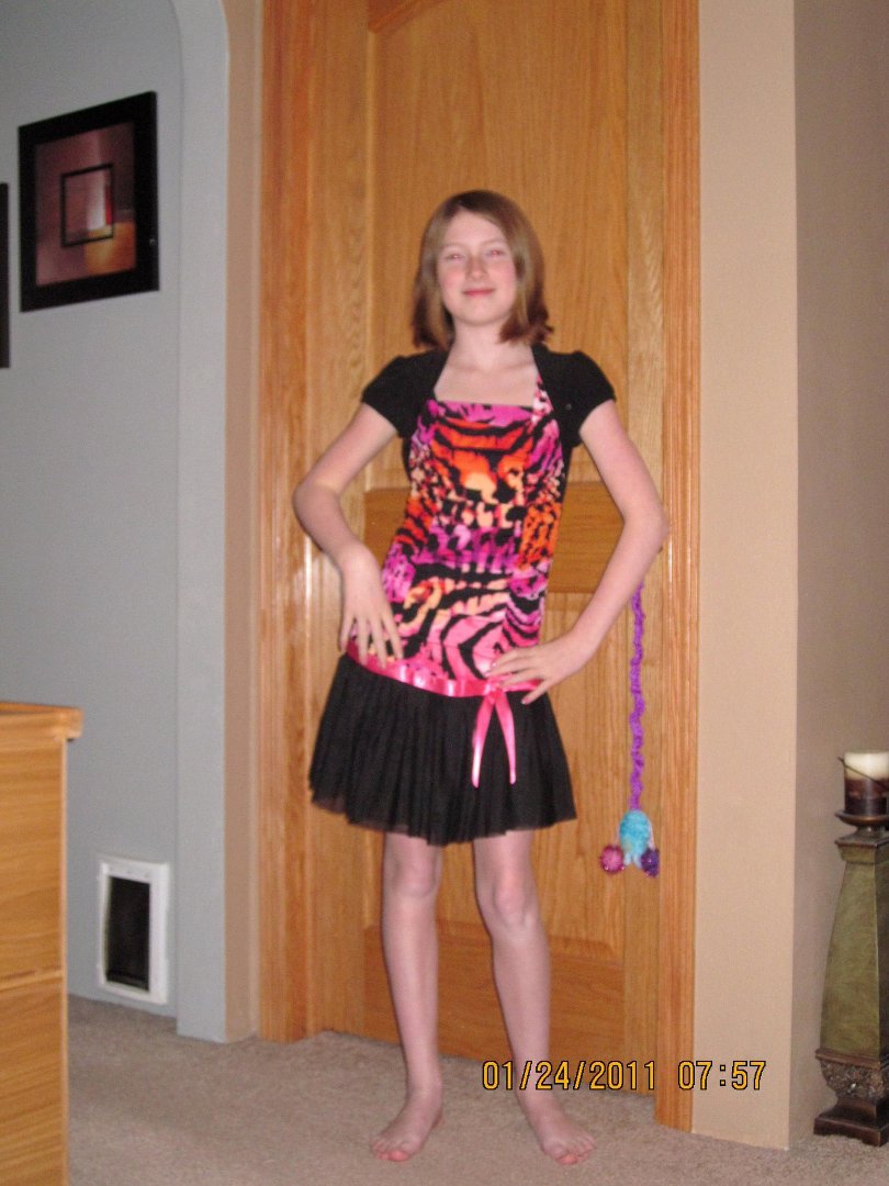 Nancy Nancy Adair's album, Avery's jr. high dance