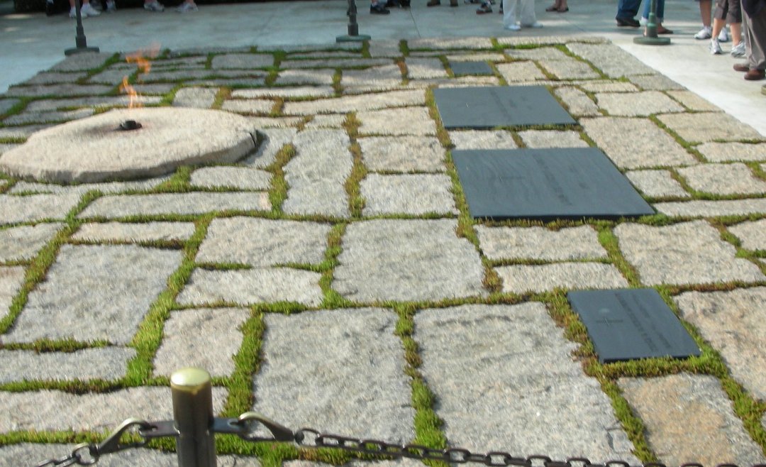 Pat McGlothlin's album, Washinton DC Sites