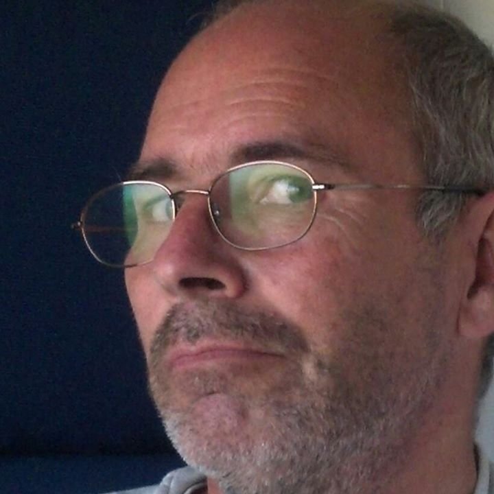 Thomas Cameron's album, Profile Pictures