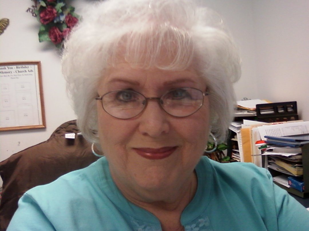 SANDY LEONARD's album, Profile Pictures