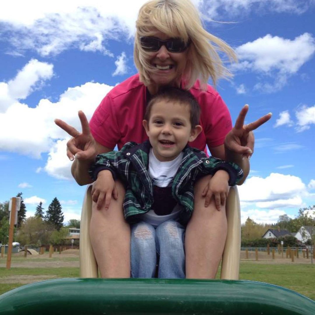 Yvonne McGoldrick's album, Profile Pictures