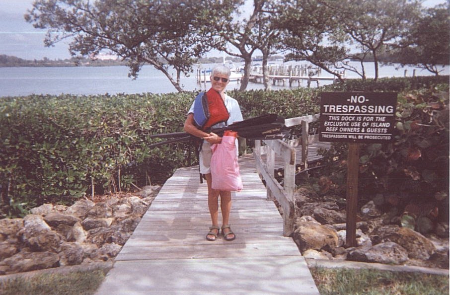 Peter Giftos' album, Kayaking Bayside at Island Reef
