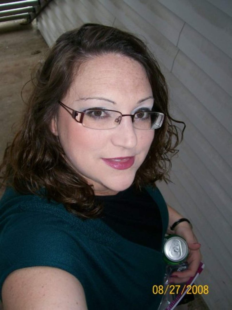 Nikki Sharp's album, Profile Pictures
