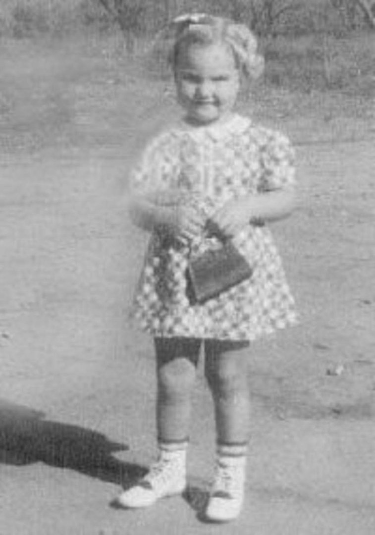Jo Ann Lucas' album, Profile Pictures