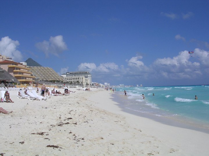 Nancy Hall's album, Mark's Cancun pictures, February, 2011
