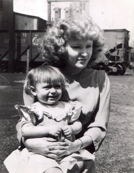 Lynn Wescott's album, Profile Pictures