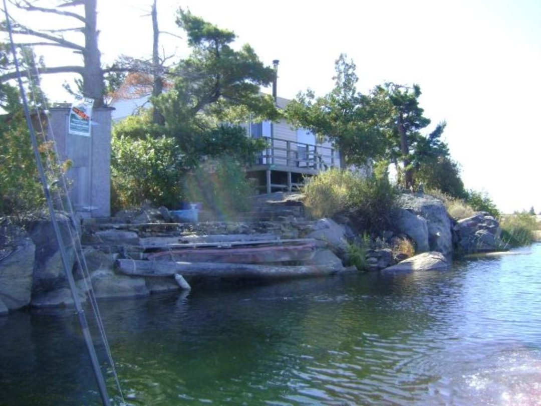 Larry Robichaud's album, Last Weekend @Machine gun Island