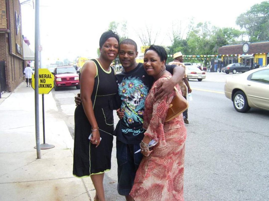 Robbie Green's album, Nothing like family!
