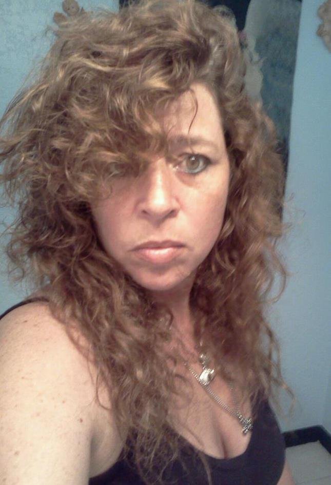 Lysa Afflitto's album, Profile Pictures