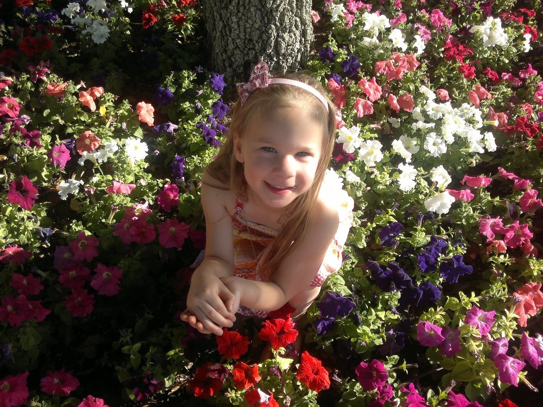 Deedianna Hammond's album, Mobile Uploads