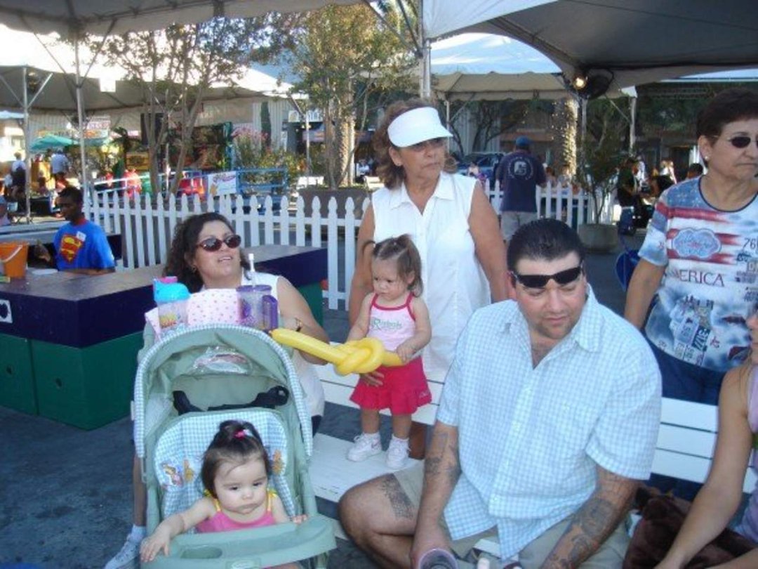 Andre Lippert's album, Andre's family