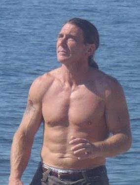 mark kent's album, Profile Pictures