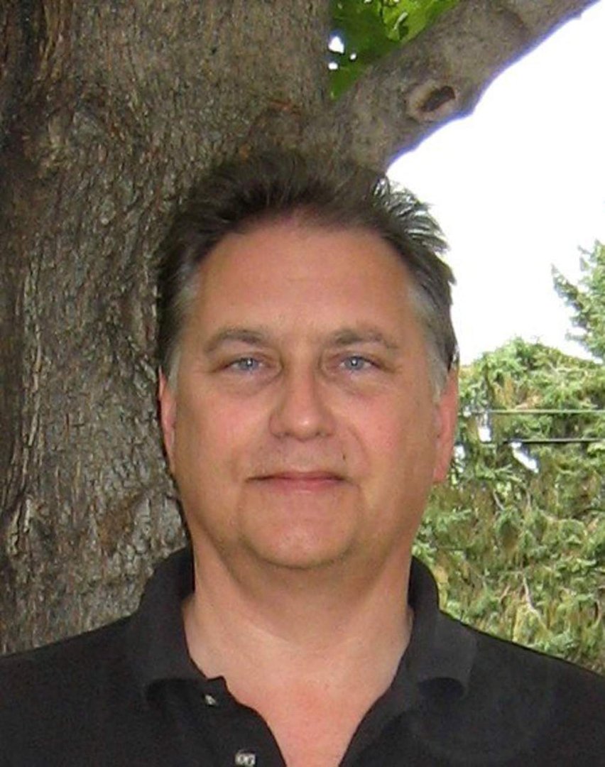 Michael Lemmenes' album, Profile Pictures