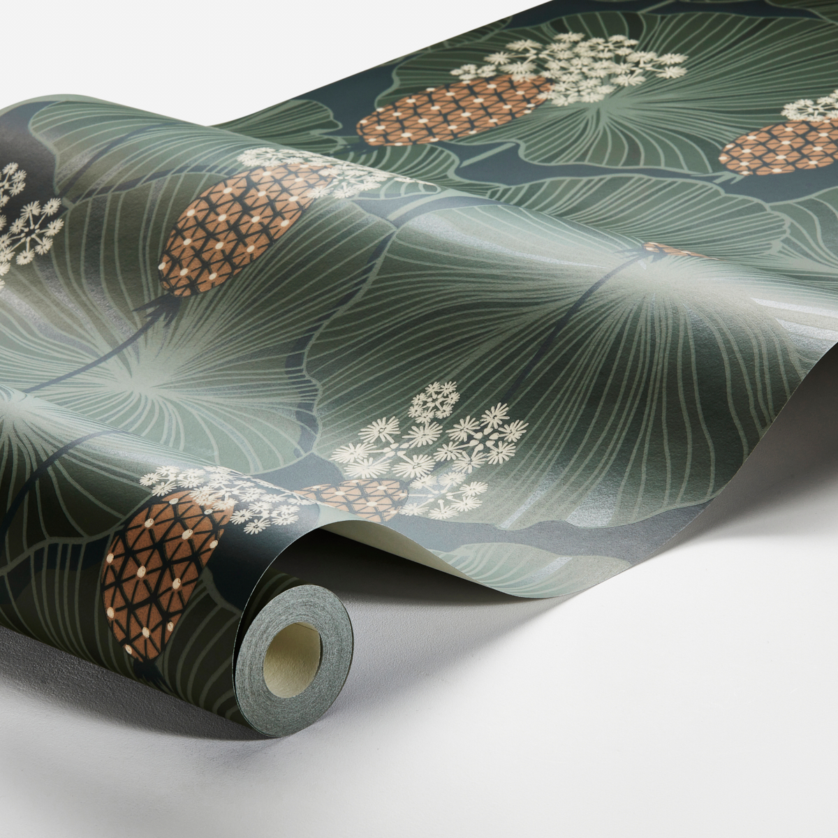 UMBRELLA LEAVES gallery 1