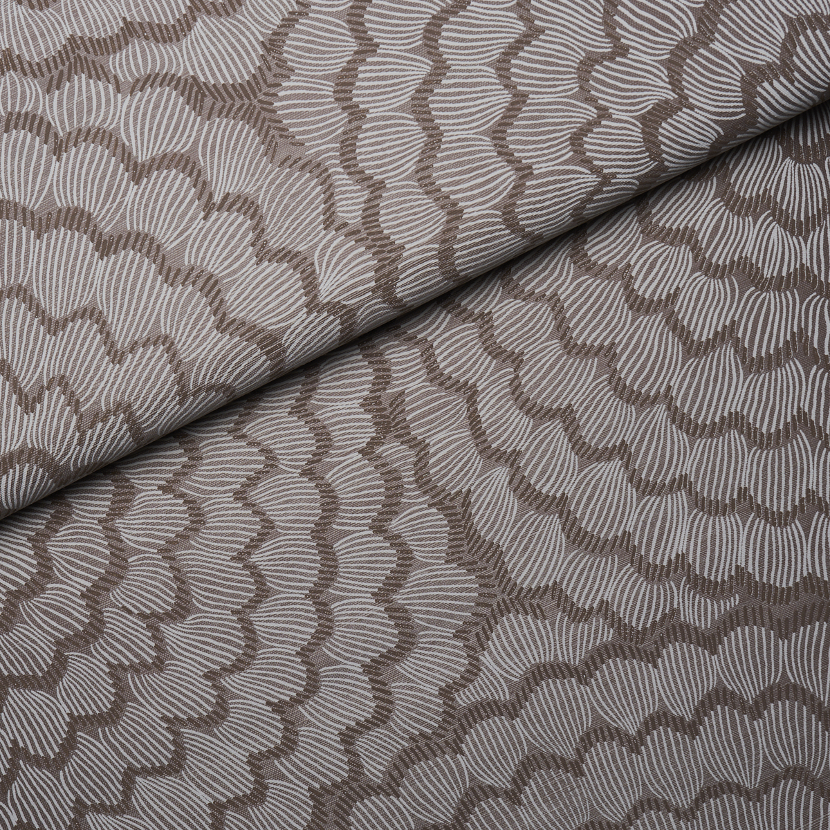 FEATHER BLOOM SISAL gallery 3