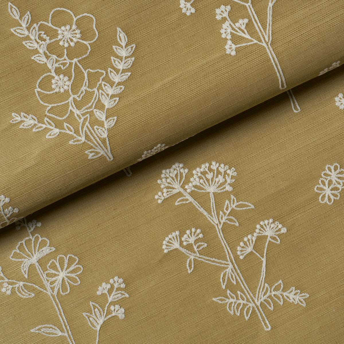 Lisbeth Embroidered Sisal gallery 5