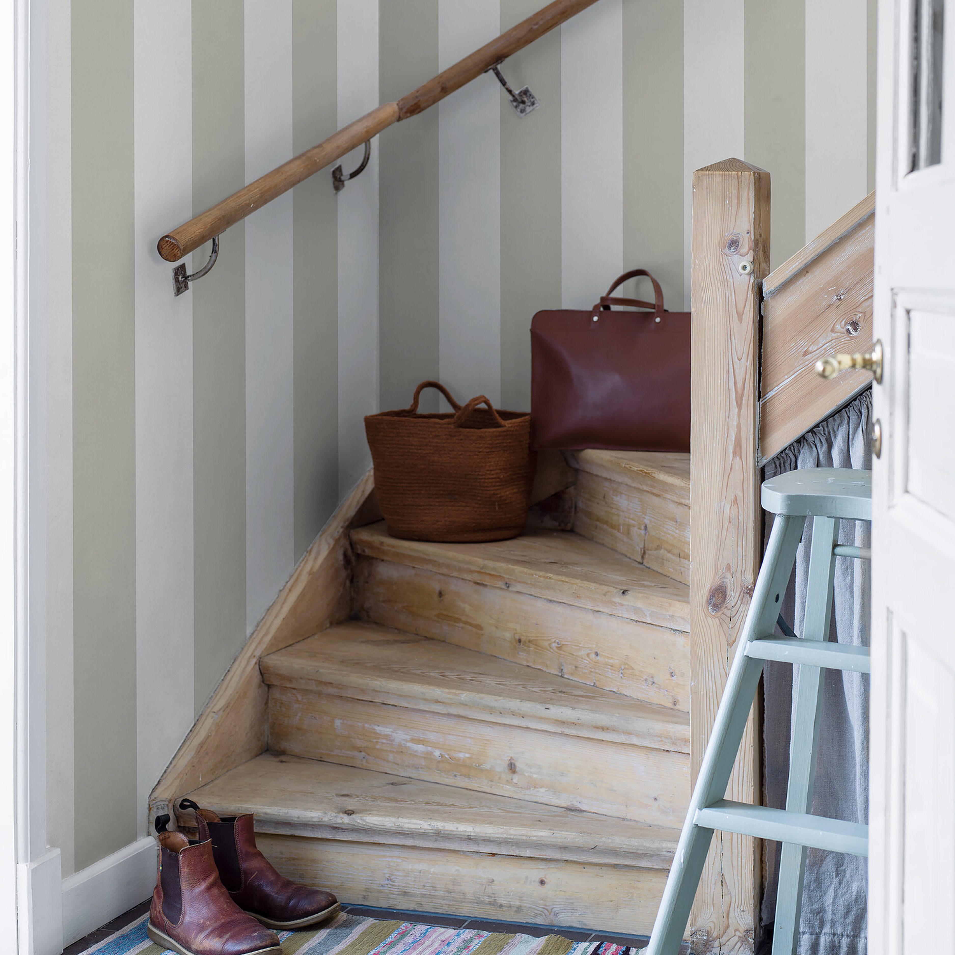 ORUST STRIPE gallery 2