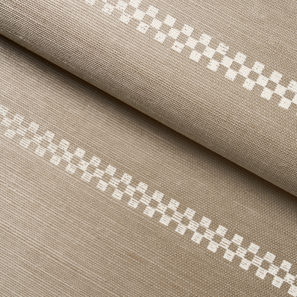 Checkered Stripe Sisal