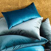 Gainsborough Velvet - Rhubarb Fabrics | Schumacher
