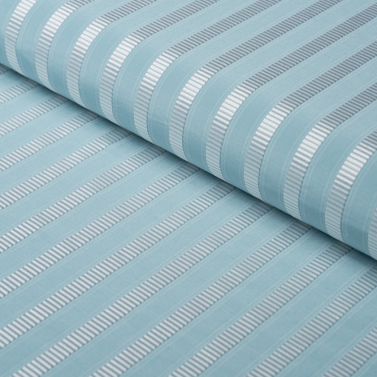 Lincoln Small Stripe
