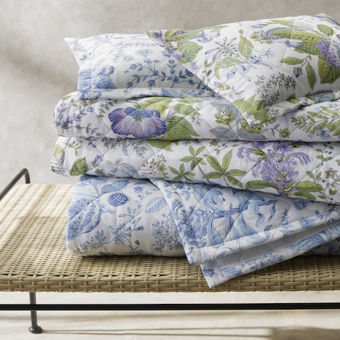 Pomegranate Linen Quilt