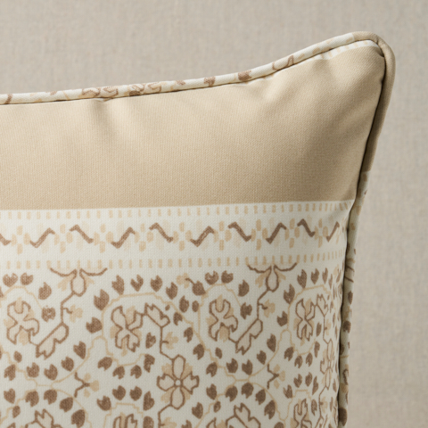Jasmine I/O Pillow