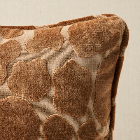 Giraffe Velvet Pillow