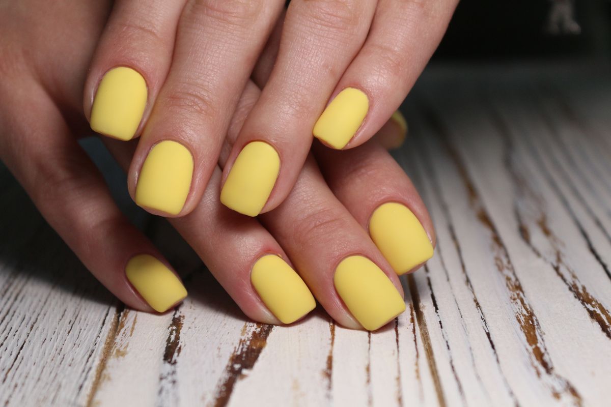 Spring 2019 Nail Décor | Yellow Yellow