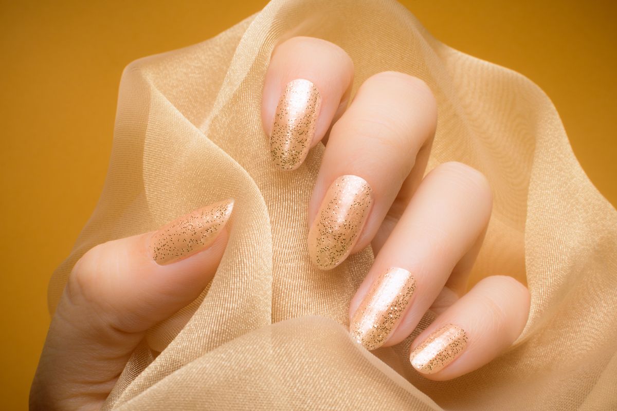 Spring Nail Tips: How To Coordinate Your Nails with Your Spring Outfits | Go for Gold Go for Gold