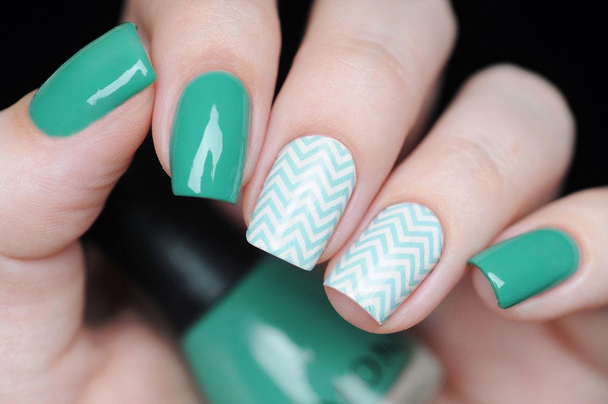 How To Make Your Spring Nails Work With Your Outfits | Patterns Patterns