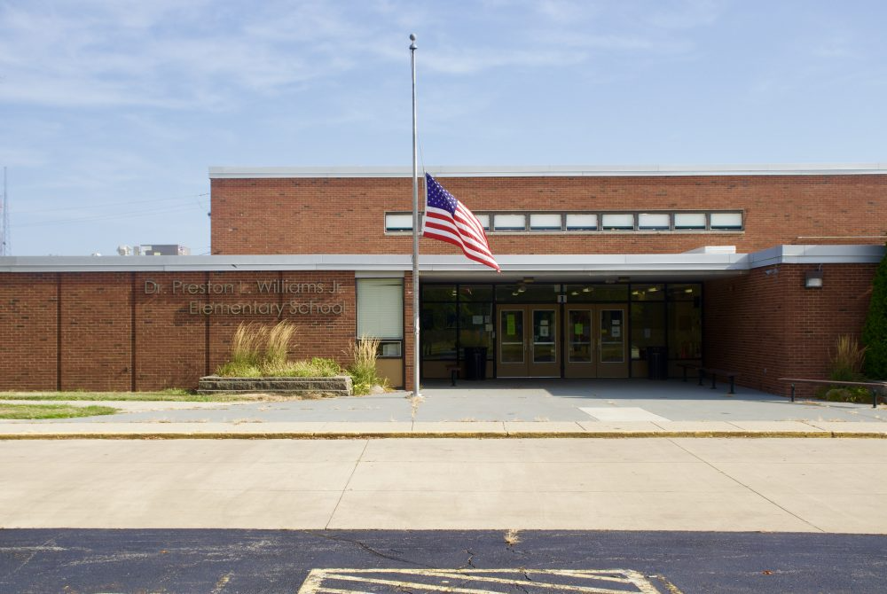 Exterior view Dr. Williams Elementary School