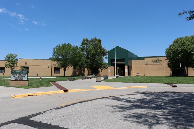 Dodge City Public Schools Schools