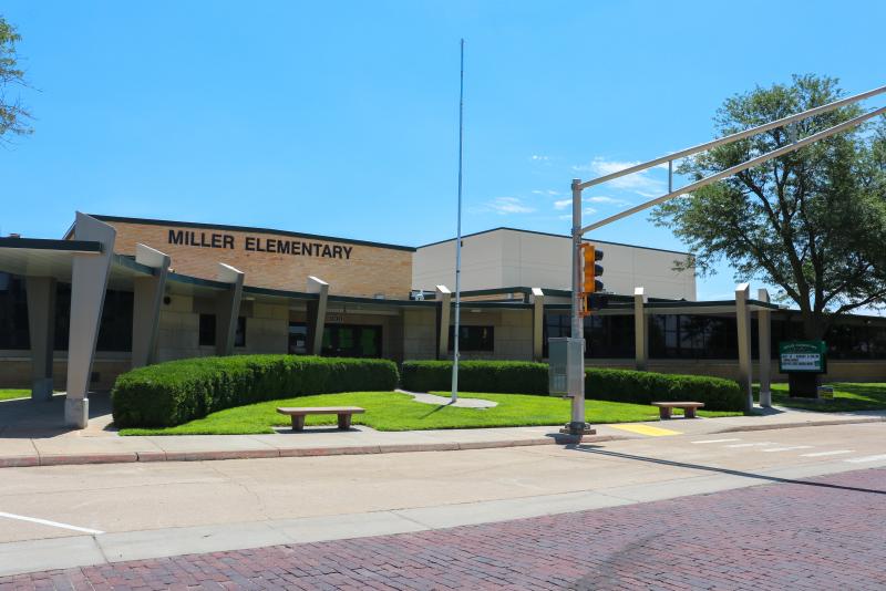 Dodge City Public Schools Schools