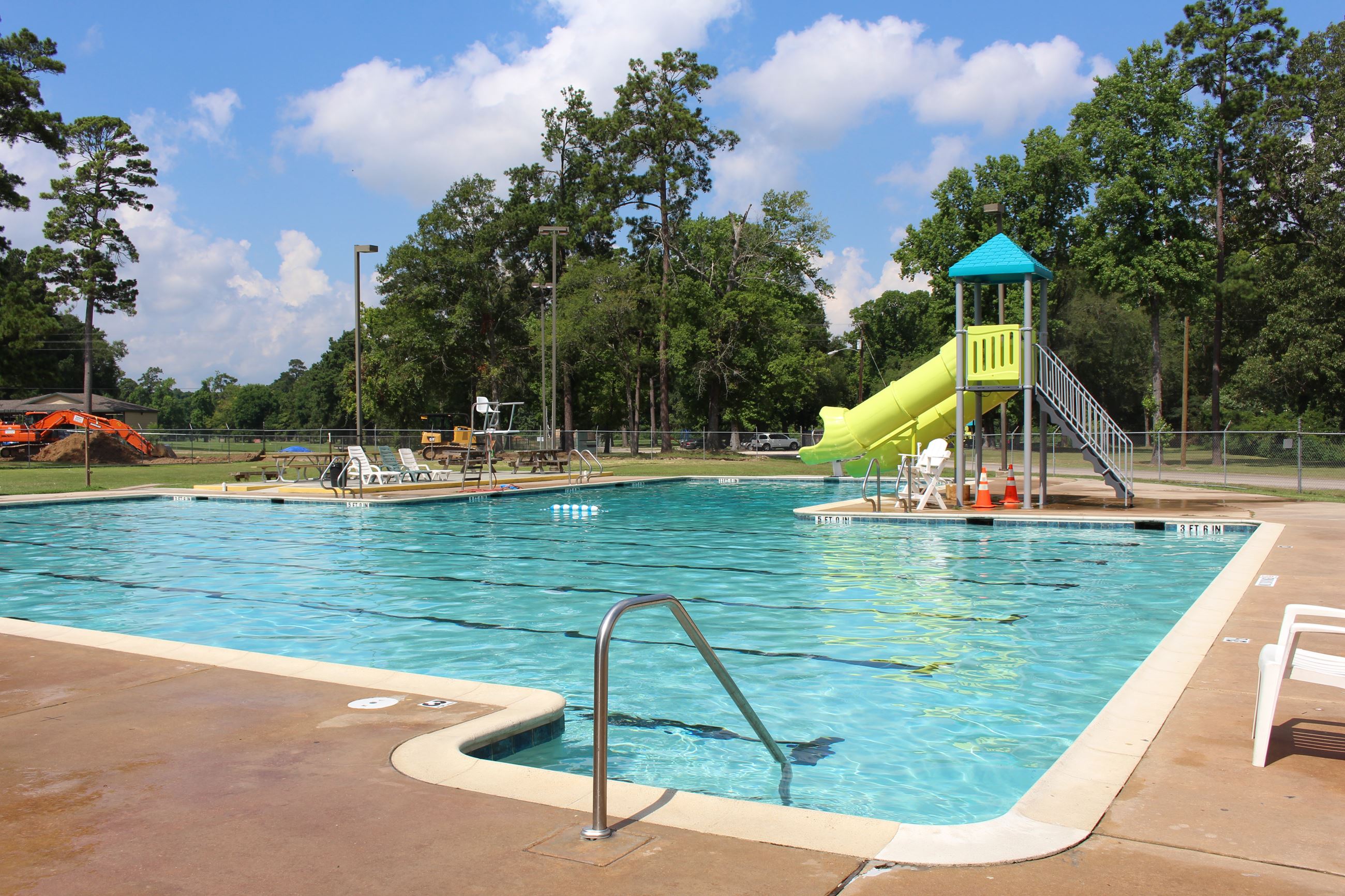 Livingston Specialty Merchants' Guild Livingston City Pool at Matthew