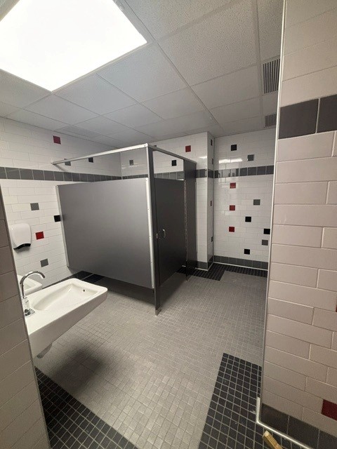 es bathrooms