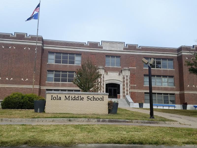 Iola USD 257 Schools