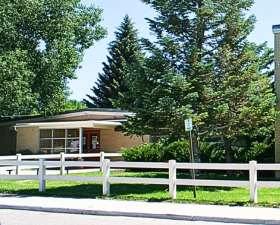 Front entrance to Bain Elementary School