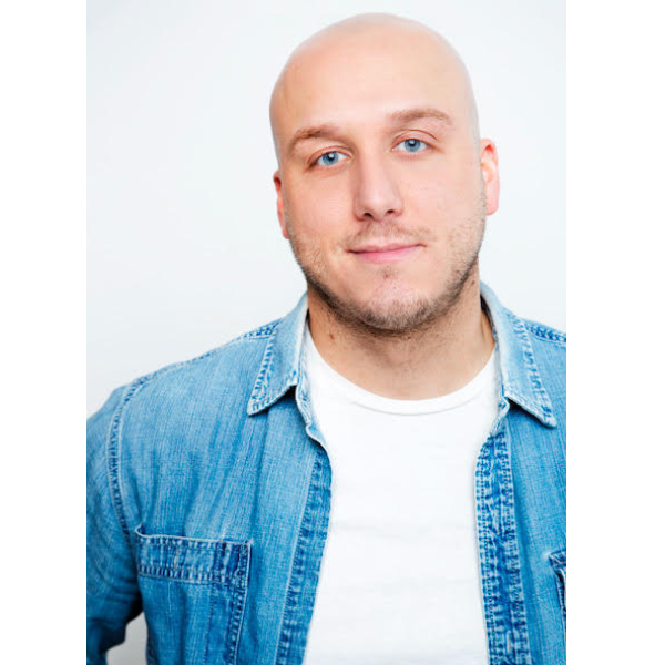 KEVIN DOMBROWSKI Headshot