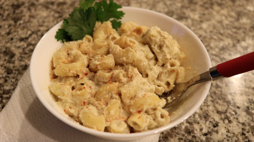 pasta, meat, sauce, chicken, tortellini