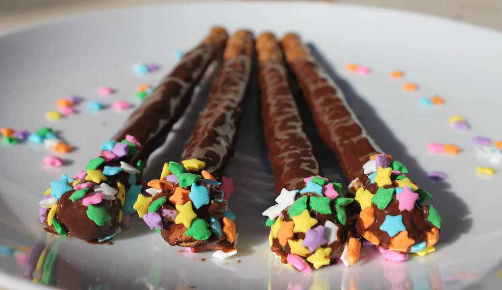 chocolate, candy, cake, cream, sprinkles