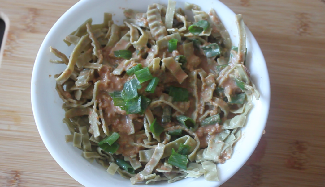 chicken, pasta, sauce, peanut