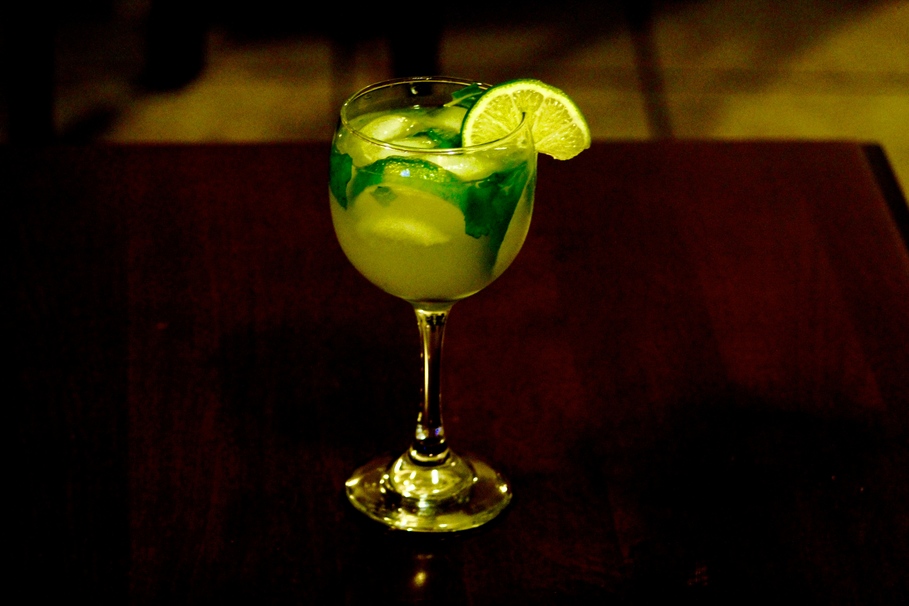 cocktail, lime, tequila, alcohol, liquor, ice, juice, lemon
